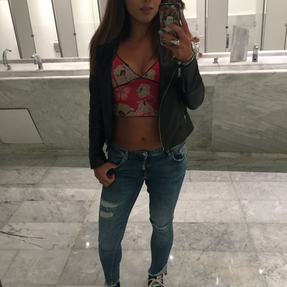 Zara Trafaluc Crop Top